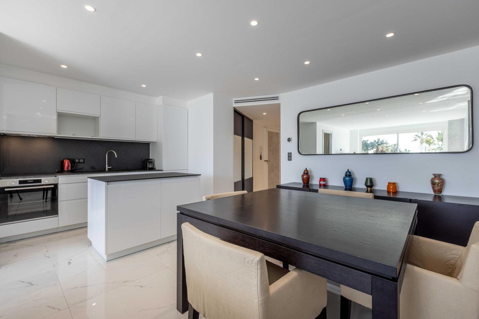 Agence Des Residences - Appartements Prives Du 45 Croisette- Prestige Канни Номер фото